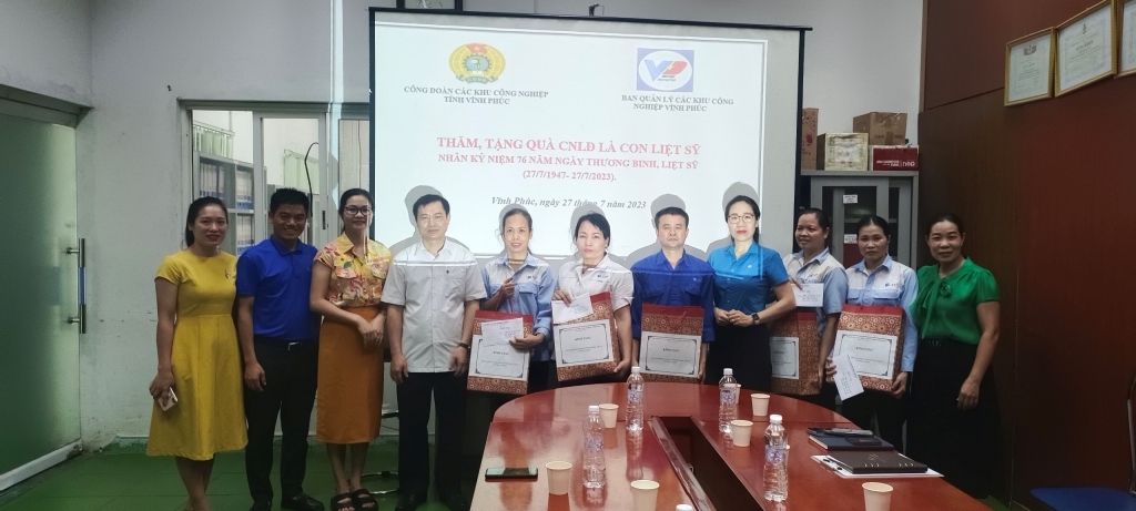 Ban Quản lý các KCN Vĩnh Phúc tổ chức nhiều hoạt động hướng về cội nguồn nhân kỷ niệm 76 năm ngày thương binh liệt sỹ (27/7/1947-27/7/2023)