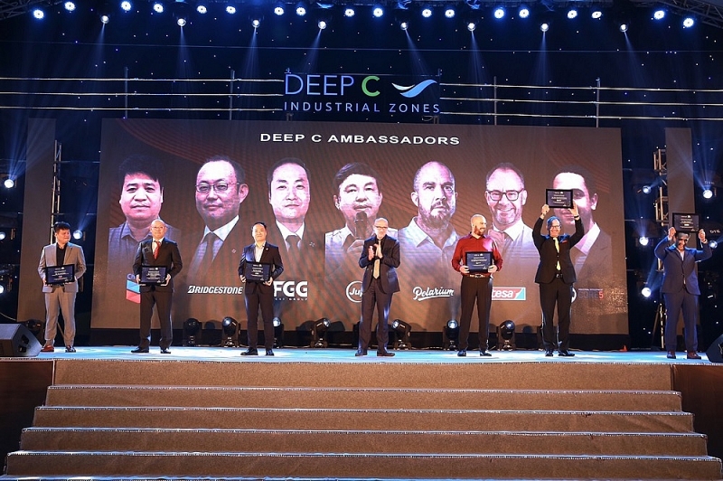 Giám đốc điều hành của KCN DEEP C  Giám đốc điều hành của KCN DEEP C