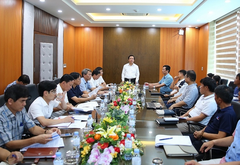 NINH BÌNH ĐẨY MẠNH XÚC TIẾN ĐẦU TƯ VÀ  HỖ TRỢ DOANH NGHIỆP, TẠO ĐỘNG LỰC MỚI CHO  PHÁT TRIỂN KINH TẾ, XÃ HỘI