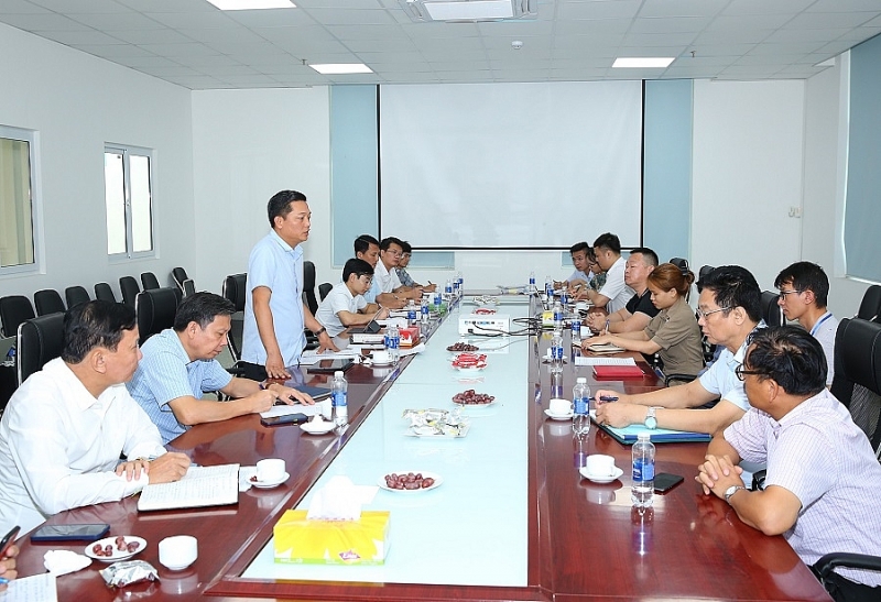NINH BÌNH ĐẨY MẠNH XÚC TIẾN ĐẦU TƯ VÀ  HỖ TRỢ DOANH NGHIỆP, TẠO ĐỘNG LỰC MỚI CHO  PHÁT TRIỂN KINH TẾ, XÃ HỘI