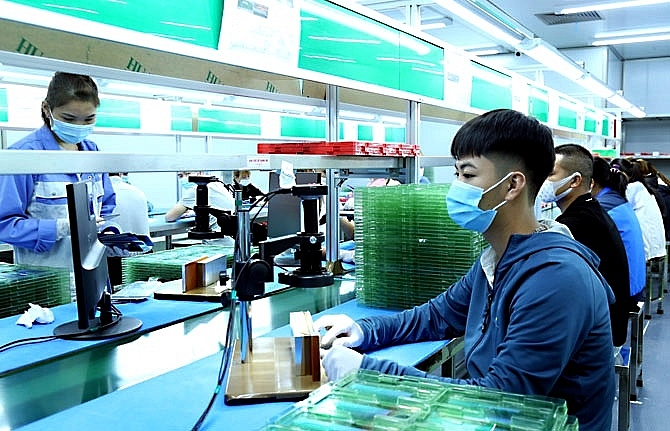 Người lao động làm việc tại doanh nghiệp FDI trong KCN tỉnh Vĩnh Phúc