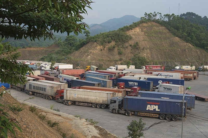 Quang cảnh lưu thông hàng hóa tại cửa khẩu quôc tế Hữu nghị, tỉnh Lạng Sơn 4 Quang cảnh lưu thông hàng hóa tại cửa khẩu quôc tế Hữu nghị, tỉnh Lạng Sơn 4