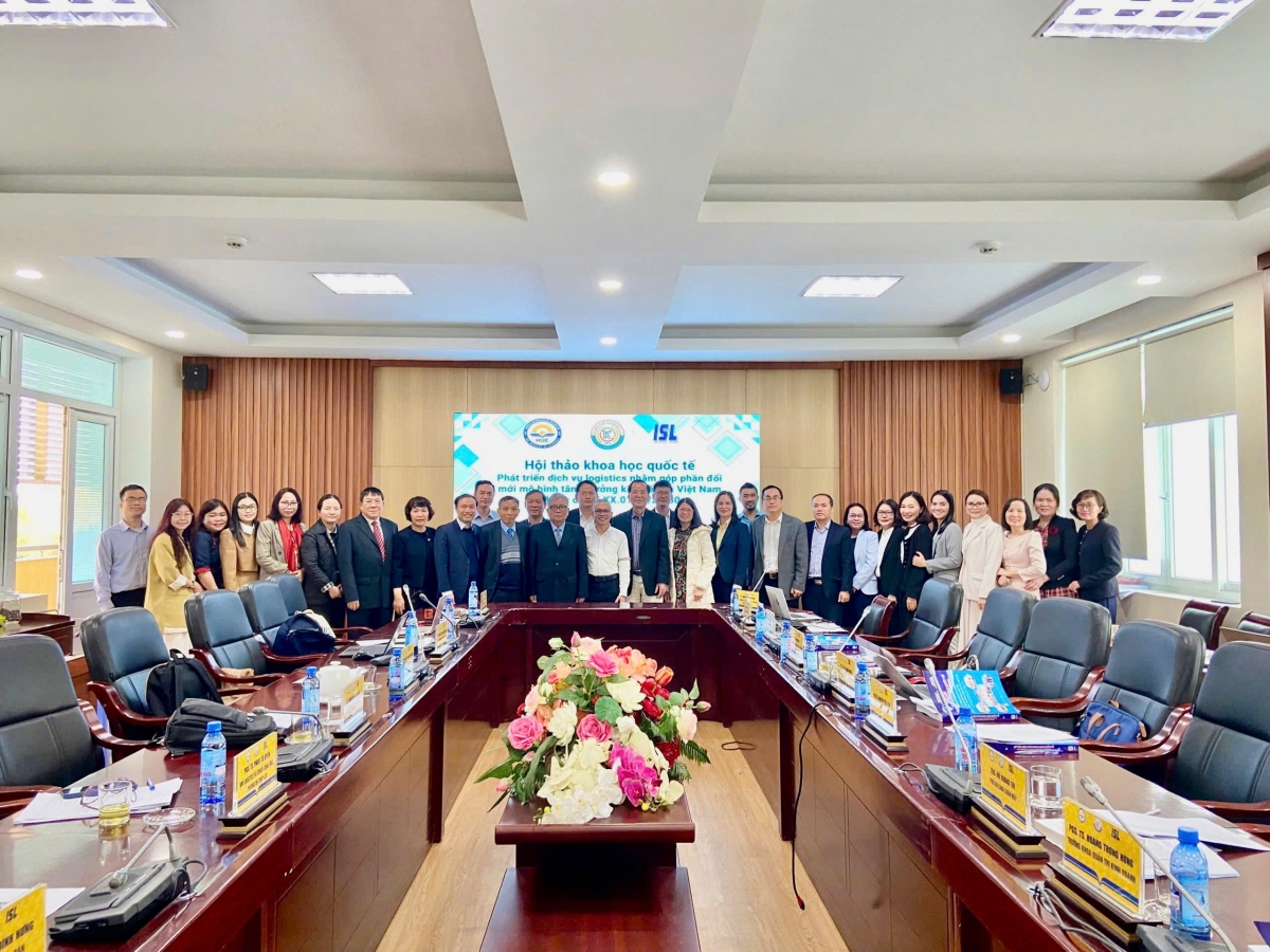 Để đạt mục tiêu tăng trưởng GDP năm 2025 ở mức 8% trở lên thì lĩnh vực dịch vụ logistics phải tăng tối thiểu trên 10%