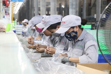 Đánh giá khả năng rơi vào bẫy thu nhập trung bình của Việt Nam