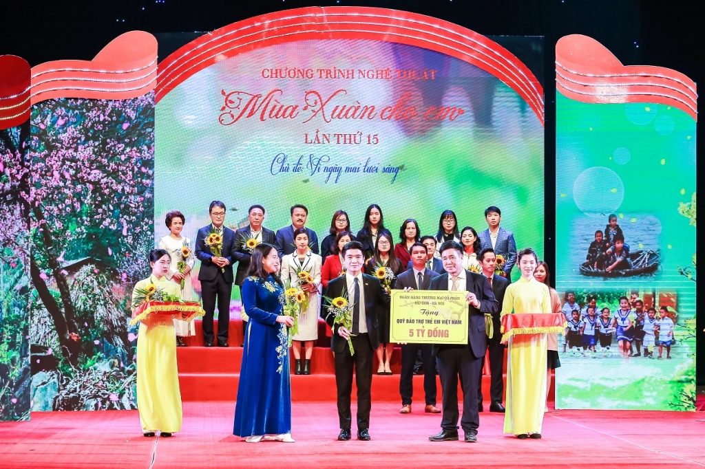 SHB tiếp tục hỗ trợ trẻ em có hoàn cảnh khó khăn trên cả nước SHB tiếp tục hỗ trợ trẻ em có hoàn cảnh khó khăn trên cả nước