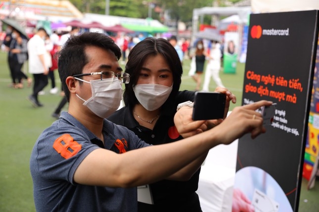 Ngày thẻ Việt Nam năm 2022 thu hút gần 40.000 người trẻ tham dự Ngày thẻ Việt Nam năm 2022 thu hút gần 40.000 người trẻ tham dự