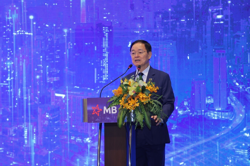 MB chọn tầm nhìn “Trở thành Doanh nghiệp số, Tập đoàn tài chính dẫn đầu” MB chọn tầm nhìn “Trở thành Doanh nghiệp số, Tập đoàn tài chính dẫn đầu”