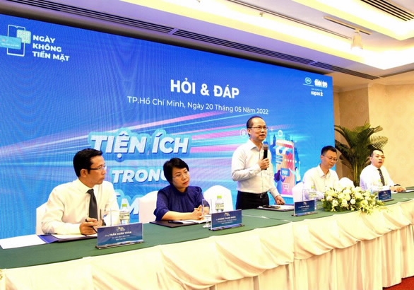 Ngân hàng Nhà nước sẽ tiếp tục đẩy mạnh thanh toán không dùng tiền mặt Ngân hàng Nhà nước sẽ tiếp tục đẩy mạnh thanh toán không dùng tiền mặt