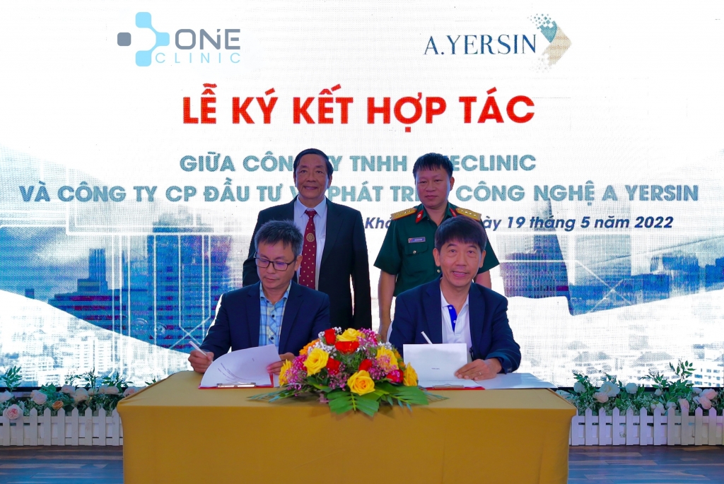 Khánh Hòa: Sẽ tiên phong ứng dụng giải pháp số tại 100 phòng khám tư