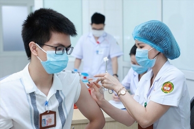 Bộ Y tế hướng dẫn tổ chức tiêm chủng vắc xin COVID-19