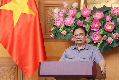 Xây Đề án "Chủ trương, chính sách công nghiệp hóa, hiện đại hóa đến năm 2030, tầm nhìn đến năm 2045"
