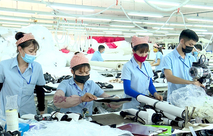 Kiên quyết gỡ khó, khôi phục sản xuất cho khu công nghiệp, khu chế xuất, khu công nghệ cao Kiên quyết gỡ khó, khôi phục sản xuất cho khu công nghiệp, khu chế xuất, khu công nghệ cao