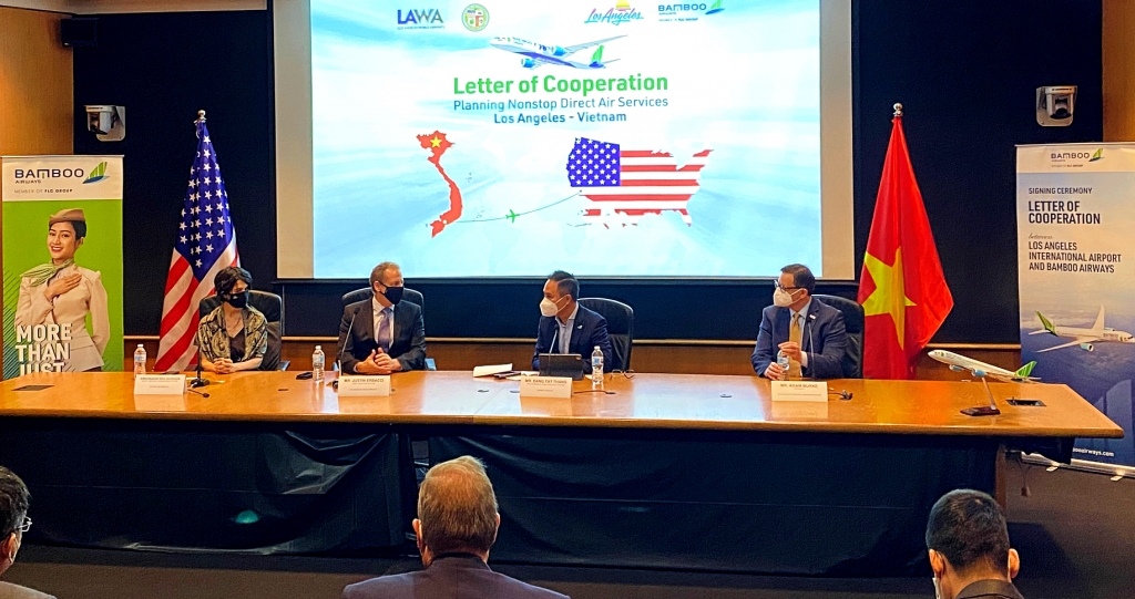 Bamboo Airways hợp tác 4 bên với Los Angeles, xúc tiến đường bay thẳng Việt - Mỹ Bamboo Airways hợp tác 4 bên với Los Angeles, xúc tiến đường bay thẳng Việt - Mỹ