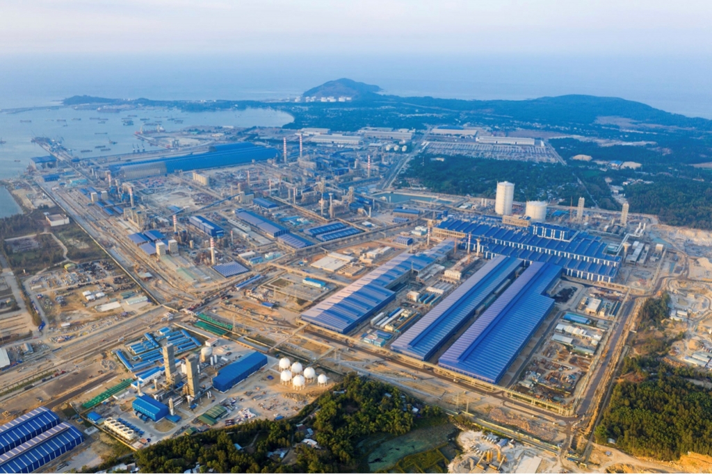 Giữ vững nhịp phát triển trong KKT Dung Quất và các KCN Quảng Ngãi Giữ vững nhịp phát triển trong KKT Dung Quất và các KCN Quảng Ngãi