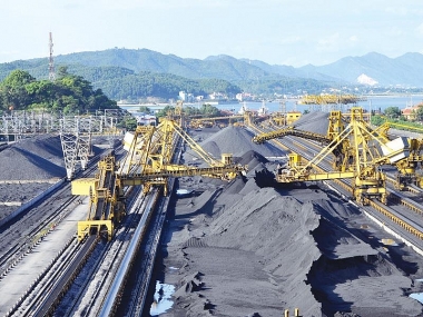 Than sốt nóng trên toàn cầu, doanh nghiệp than Việt Nam có hưởng lợi?