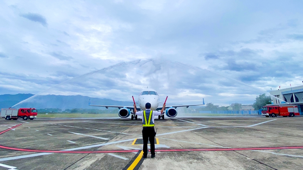 Điện Biên lần đầu tiên có đường bay thẳng thương mại khai thác bằng phản lực khu vực Điện Biên lần đầu tiên có đường bay thẳng thương mại khai thác bằng phản lực khu vực