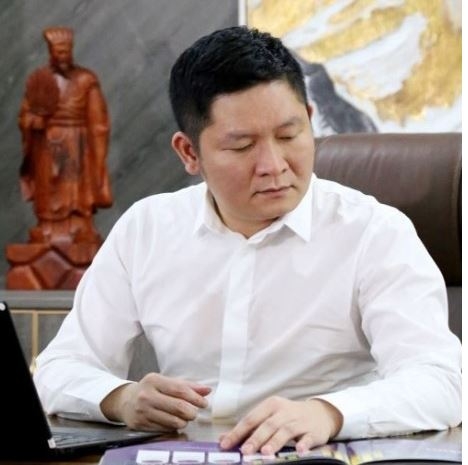 Chủ tịch Tùng Trí Việt: “Mơ ước thực thụ của tôi là trở thành Nhà giáo” Chủ tịch Tùng Trí Việt: “Mơ ước thực thụ của tôi là trở thành Nhà giáo”
