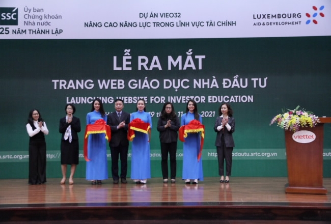 Ủy ban Chứng khoán Nhà nước chính thức mở trang web giáo dục nhà đầu tư Ủy ban Chứng khoán Nhà nước chính thức mở trang web giáo dục nhà đầu tư