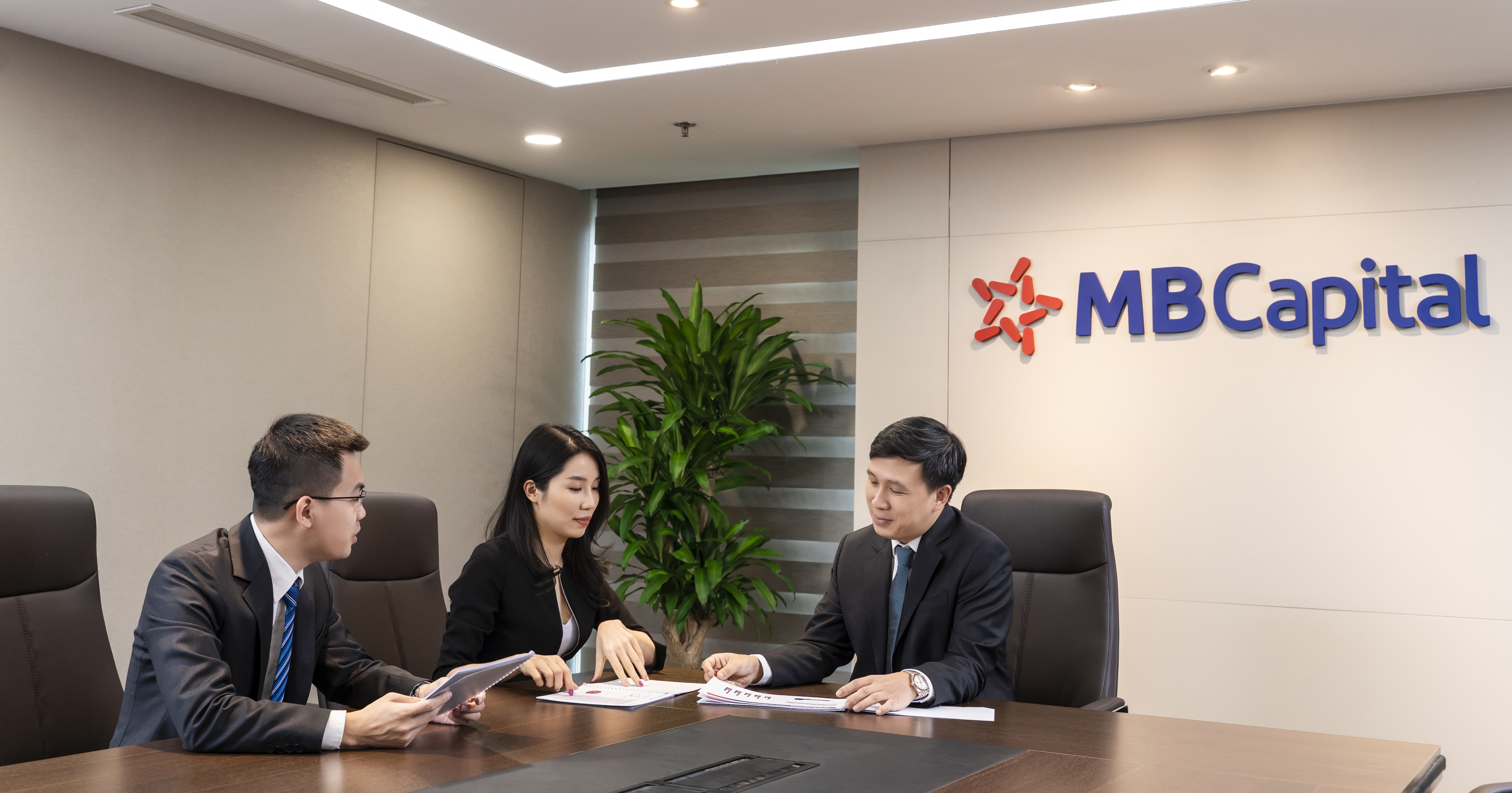 Quỹ Hưu trí An Thịnh: Giải pháp tài chính cho hạnh phúc tuổi già Quỹ Hưu trí An Thịnh: Giải pháp tài chính cho hạnh phúc tuổi già