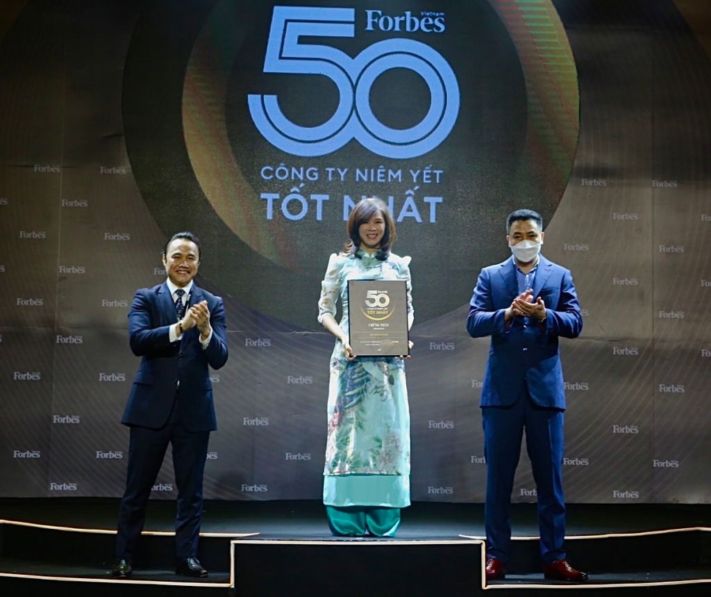 Forbes vinh danh 50 công ty niêm yết tốt nhất năm 2021 Forbes vinh danh 50 công ty niêm yết tốt nhất năm 2021