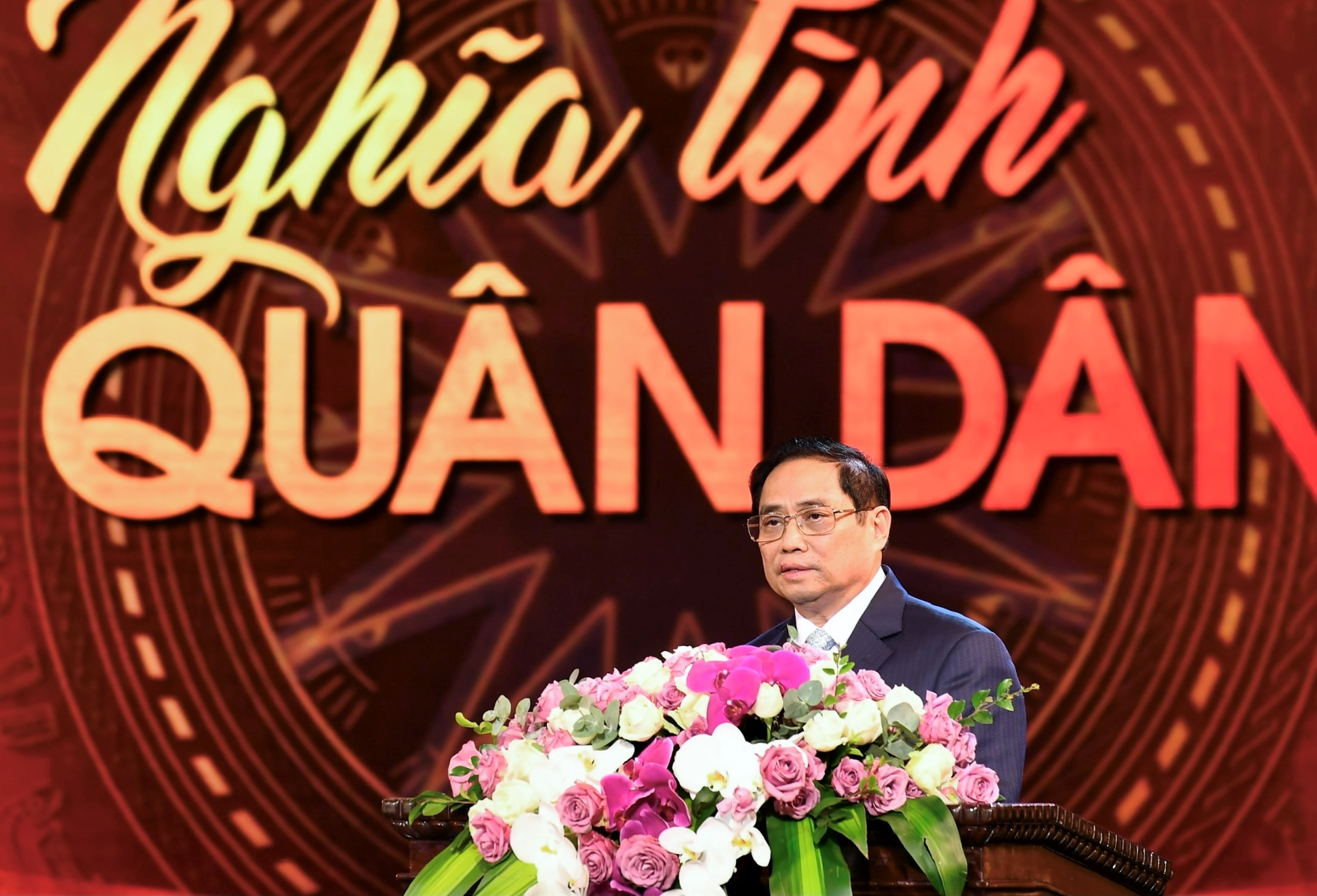 Thủ tướng Phạm Minh Chính: Dịch bệnh đang dần qua đi, nhưng tình quân dân mãi mãi đọng lại Thủ tướng Phạm Minh Chính: Dịch bệnh đang dần qua đi, nhưng tình quân dân mãi mãi đọng lại