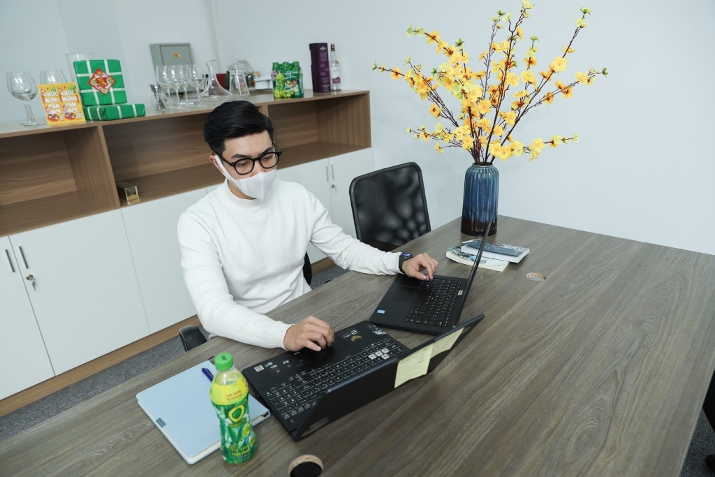 Cùng Trà Xanh Không Độ xóa tan căng thẳng trước băn khoăn về hay ở lại thành phố Tết này Cùng Trà Xanh Không Độ xóa tan căng thẳng trước băn khoăn về hay ở lại thành phố Tết này