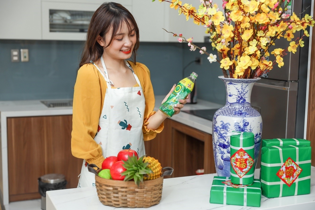 Cùng Trà Xanh Không Độ xóa tan căng thẳng trước băn khoăn về hay ở lại thành phố Tết này Cùng Trà Xanh Không Độ xóa tan căng thẳng trước băn khoăn về hay ở lại thành phố Tết này