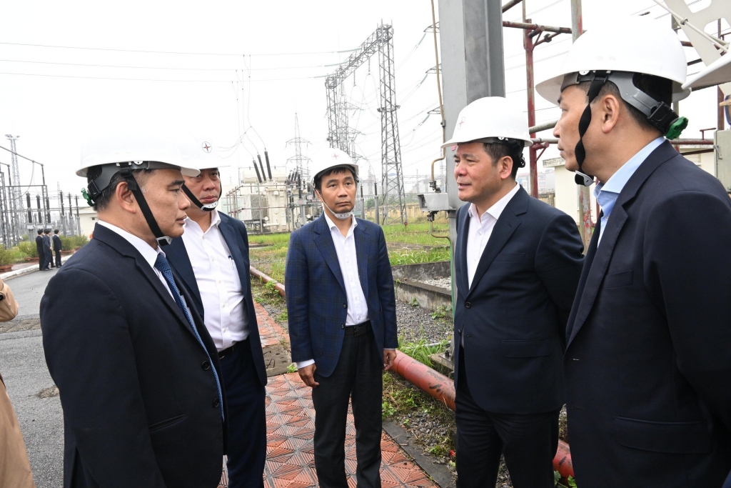Tín hiệu khởi sắc trong sản xuất công nghiệp, năng lượng và thương mại đầu năm 2024 Tín hiệu khởi sắc trong sản xuất công nghiệp, năng lượng và thương mại đầu năm 2024