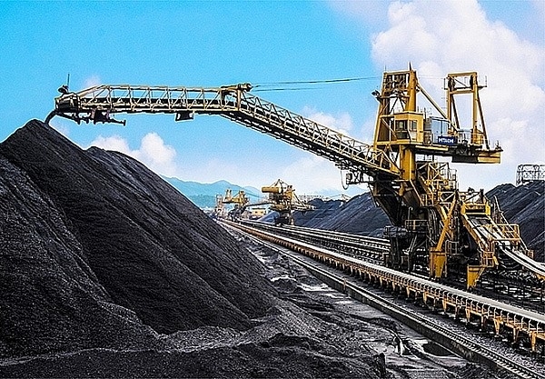 TKV đề xuất giải pháp gỡ vướng để đảm bảo cung ứng than cho sản xuất điện TKV đề xuất giải pháp gỡ vướng để đảm bảo cung ứng than cho sản xuất điện