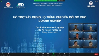 Trao đổi kinh nghiệm xây dựng lộ trình chuyển đổi số cho doanh nghiệp Việt Nam