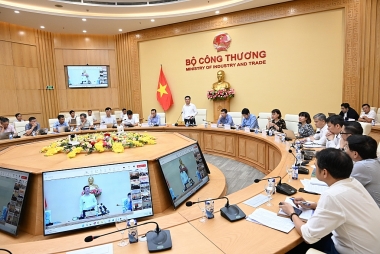 Nỗ lực tháo gỡ khó khăn đẩy nhanh tiến độ thi công đường dây 500KV mạch 3