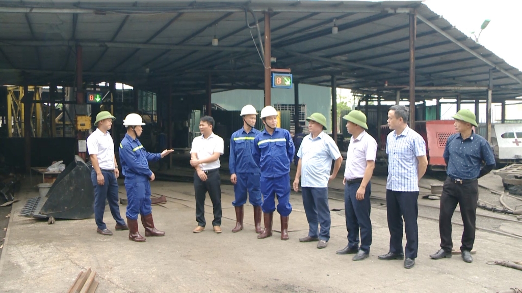 TKV yêu cầu các đơn vị chủ động đối phó bão số 1, đảm bảo an toàn sản xuất kinh doanh TKV yêu cầu các đơn vị chủ động đối phó bão số 1, đảm bảo an toàn sản xuất kinh doanh