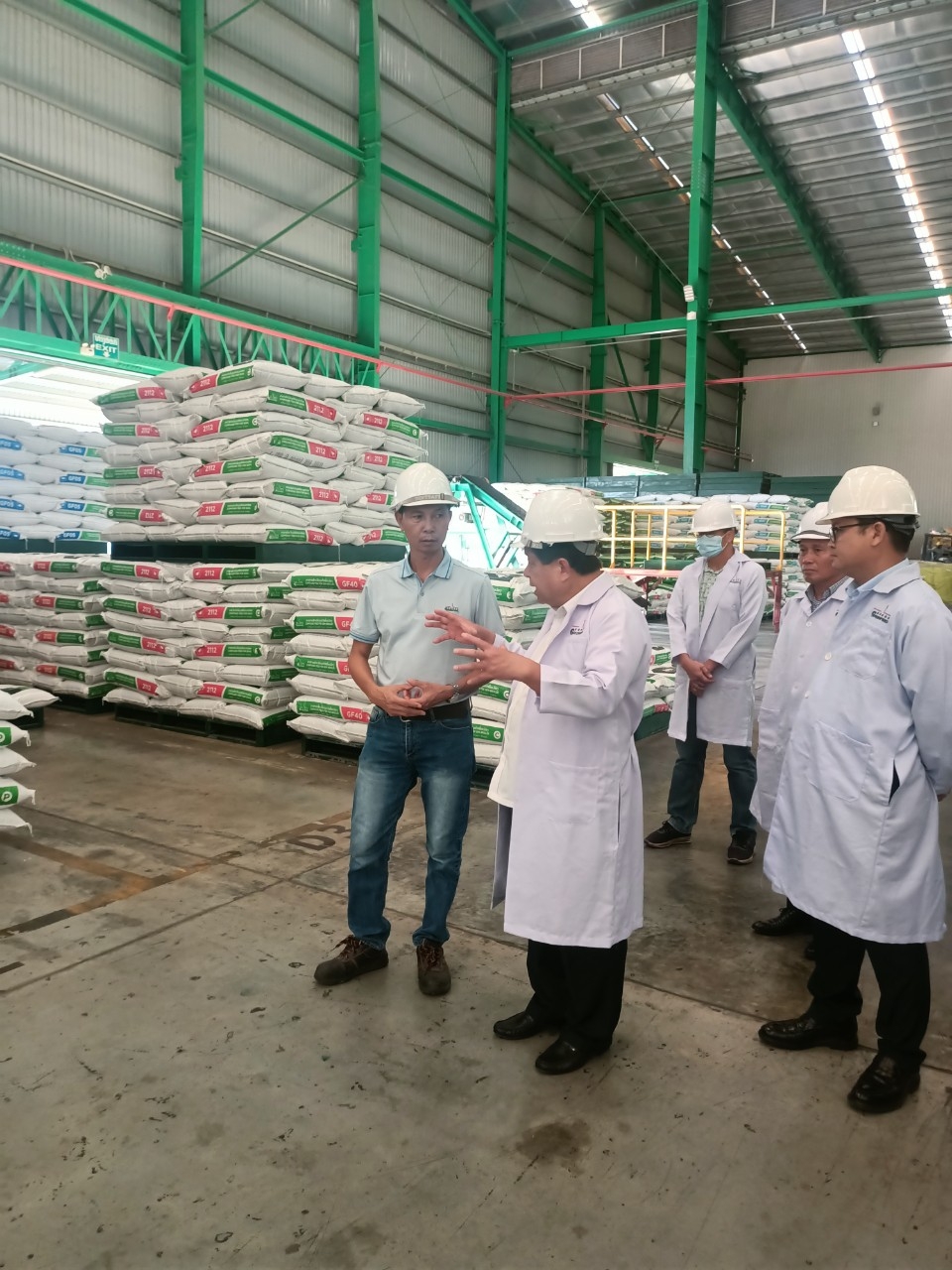 Nhiều hoạt động của Bộ trưởng Bộ Kế hoạch và Đầu tư Nguyễn Chí Dũng tại Lào và Campuchia nhằm thúc đẩy hợp tác, tháo gỡ khó khăn cho doanh nghiệp Nhiều hoạt động của Bộ trưởng Bộ Kế hoạch và Đầu tư Nguyễn Chí Dũng tại Lào và Campuchia nhằm thúc đẩy hợp tác, tháo gỡ khó khăn cho doanh nghiệp