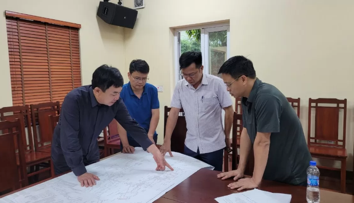 TKV khẩn trương triển khai công tác cứu hộ và hỗ trợ gia đình các nạn nhân trong sự cố hầm lò tại mỏ Suối Lại