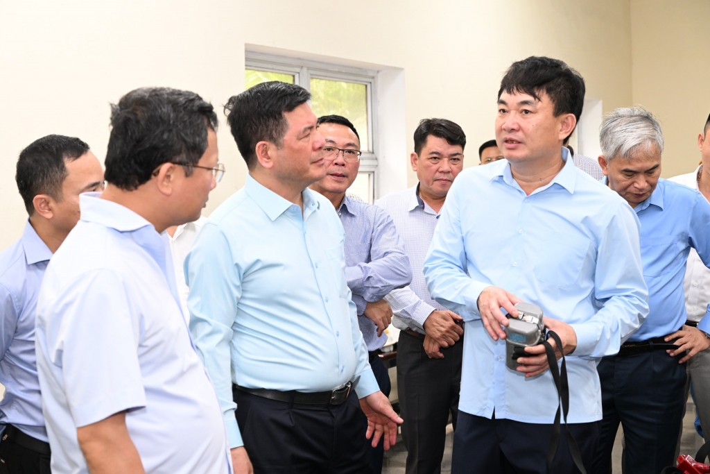Đoàn công tác của Bộ Công Thương kiểm tra công tác an toàn tại Công ty Than Vàng Danh