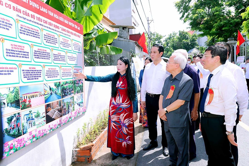 Khánh thành Khu thiết chế văn hóa, thể thao Làng văn hóa kiểu mẫu đầu tiên của Vĩnh Phúc Khánh thành Khu thiết chế văn hóa, thể thao Làng văn hóa kiểu mẫu đầu tiên của Vĩnh Phúc