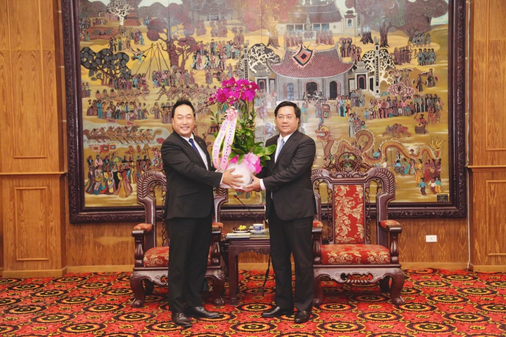 Vĩnh Phúc đẩy mạnh thu hút các doanh nghiệp và nhà đầu tư Hàn Quốc Vĩnh Phúc đẩy mạnh thu hút các doanh nghiệp và nhà đầu tư Hàn Quốc
