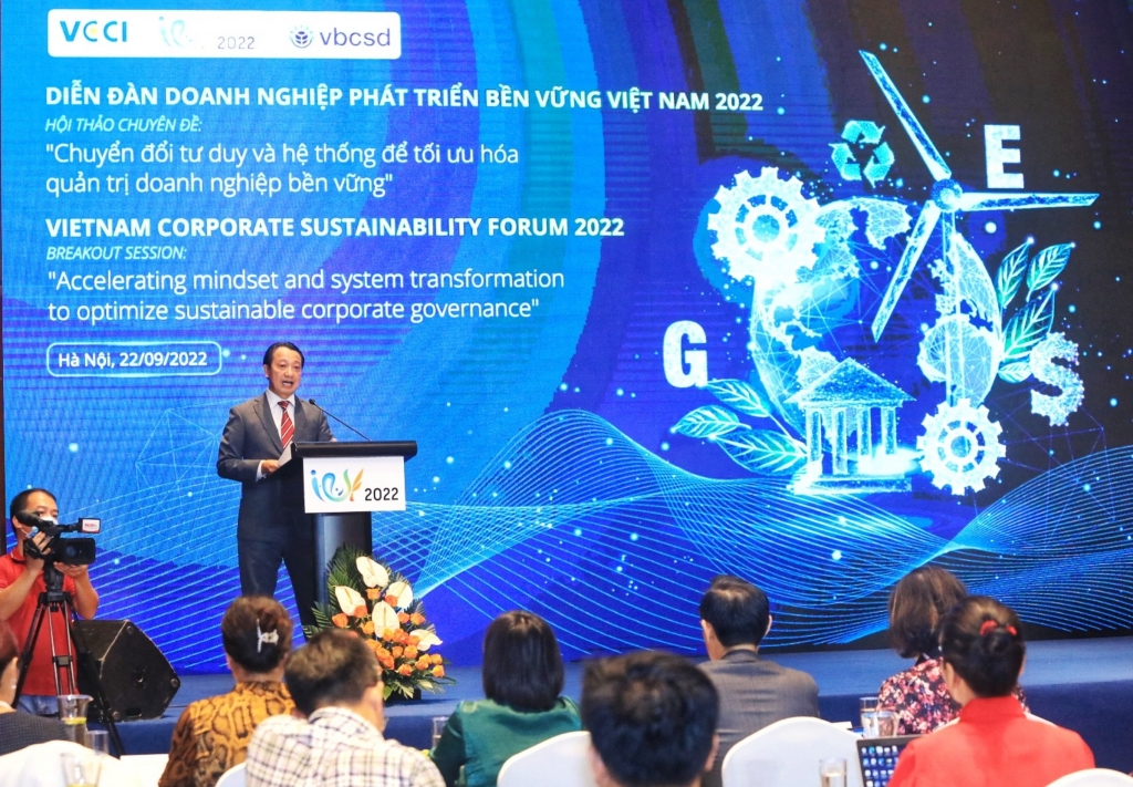 Thúc đẩy áp dụng thực hành ESG hướng tới quản trị doanh nghiệp bền vững