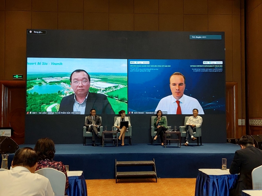 Thúc đẩy áp dụng thực hành ESG hướng tới quản trị doanh nghiệp bền vững