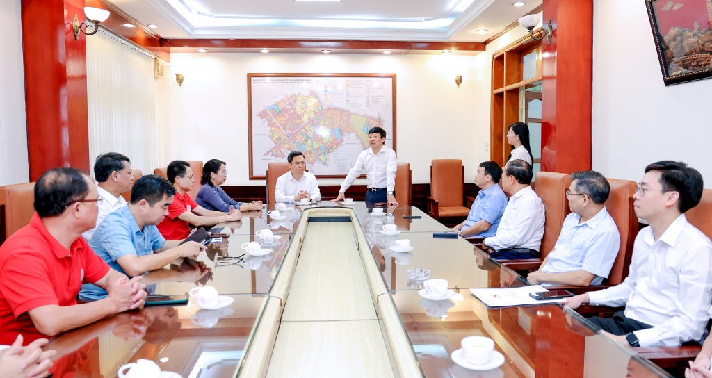 Tỉnh Vĩnh Phúc thăm hỏi hỗ trợ người bị nạn vụ cháy tại quận Thanh Xuân, Hà Nội Tỉnh Vĩnh Phúc thăm hỏi hỗ trợ người bị nạn vụ cháy tại quận Thanh Xuân, Hà Nội