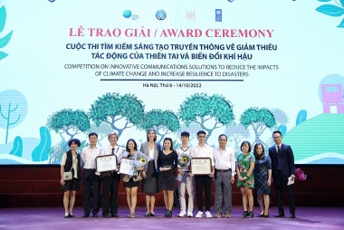 Trao giải cuộc thi truyền thông về giảm thiểu tác động thiên tai và biến đổi khí hậu