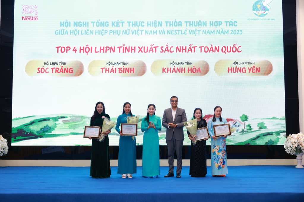 Thúc đẩy hợp tác hiện thực hóa mục tiêu nâng cao quyền năng cho phụ nữ và bình đẳng giới Thúc đẩy hợp tác hiện thực hóa mục tiêu nâng cao quyền năng cho phụ nữ và bình đẳng giới