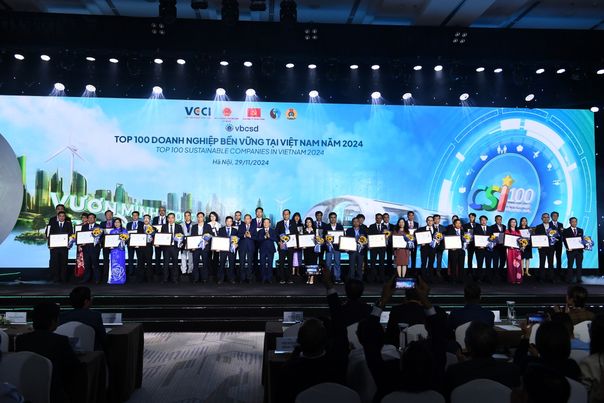 Vinh danh doanh nghiệp CSI 2024: Tiếp sức doanh nghiệp Việt trên hành trình kinh doanh bền vững