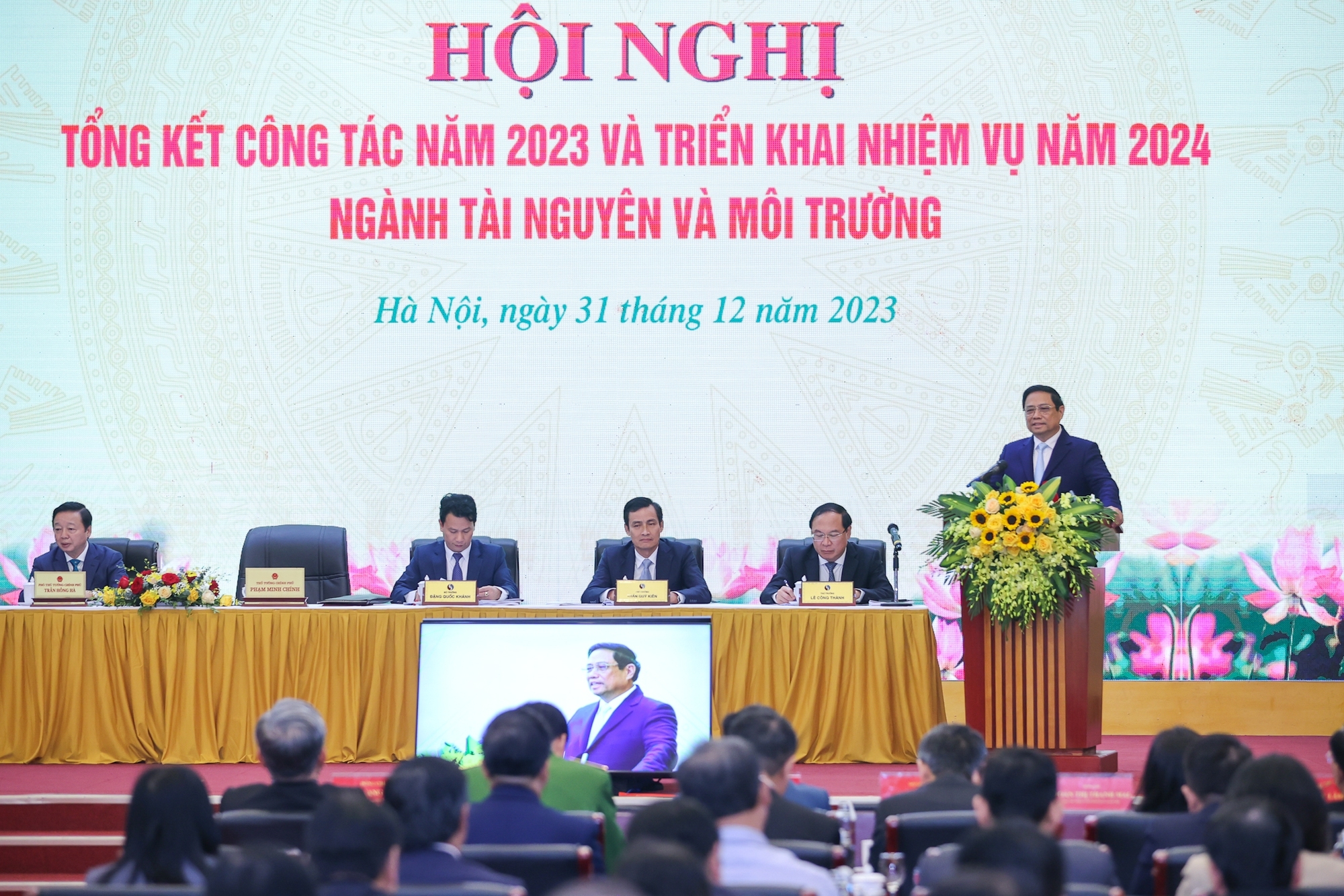 Ngành tài nguyên và môi trường tuyệt đối không chủ quan, say sưa, thỏa mãn với những kết quả đã đạt được Ngành tài nguyên và môi trường tuyệt đối không chủ quan, say sưa, thỏa mãn với những kết quả đã đạt được