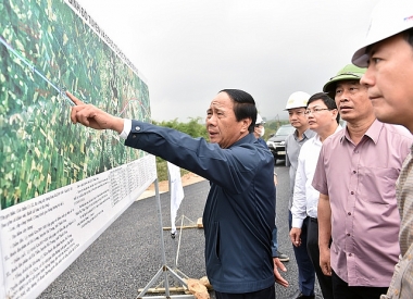 Không thể thất hứa với nhân dân, kiên quyết hoàn thành 361 km cao tốc trong năm 2022