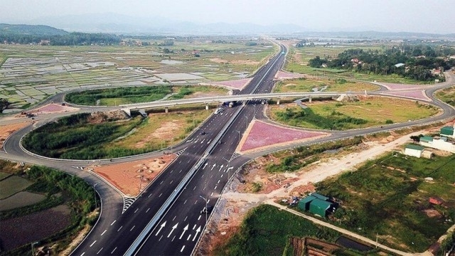 Thủ tướng Chính phủ bổ sung 2 dự án quan trọng quốc gia, trọng điểm ngành Giao thông vận tải Thủ tướng Chính phủ bổ sung 2 dự án quan trọng quốc gia, trọng điểm ngành Giao thông vận tải