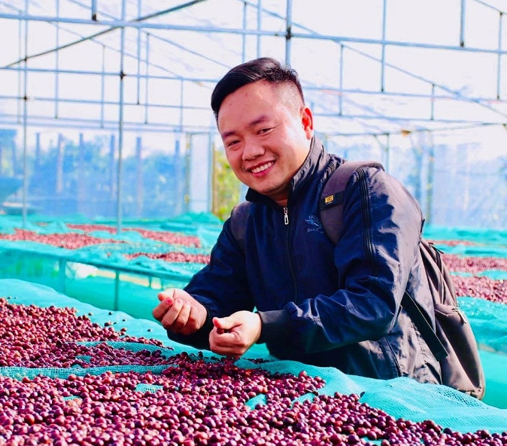 Các nhân tố ảnh hưởng đến hiệu suất khởi nghiệp của các doanh nghiệp trẻ trên địa bàn các tỉnh Tây Nguyên trong bối cảnh toàn cầu hóa