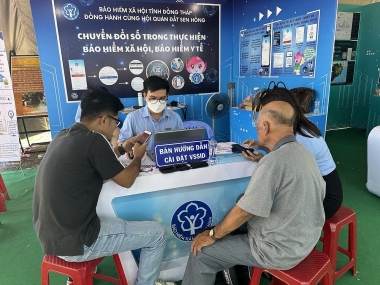 Các nhân tố ảnh hưởng tới sự hài lòng của khách hàng về chất lượng dịch vụ  bảo hiểm y tế tại Bảo hiểm xã hội tỉnh Đồng Tháp