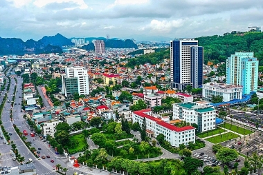 Đề xuất mô hình các nhân tố ảnh hưởng đến đào tạo, bồi dưỡng đội ngũ công chức quản lý nhà nước về kinh tế ở tỉnh Quảng Ninh