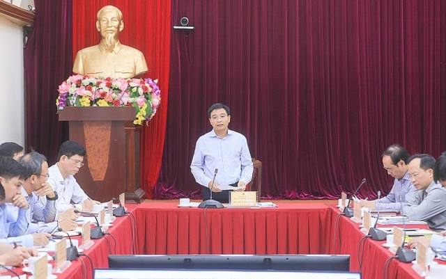 Phải điều chuyển vốn những dự án có kết quả giải ngân chậm sang dự án giải ngân nhanh Phải điều chuyển vốn những dự án có kết quả giải ngân chậm sang dự án giải ngân nhanh